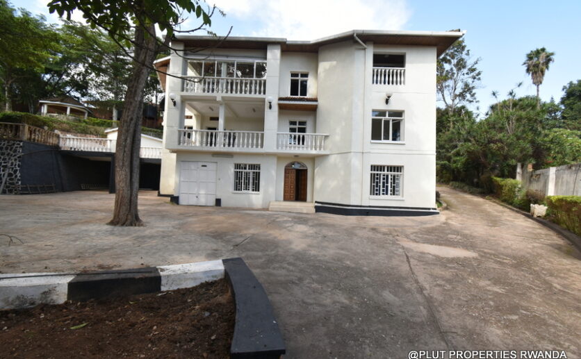 Big house in Kimihurura for rent plut properties (12)