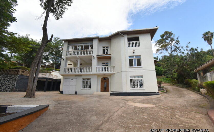 Big house in Kimihurura for rent plut properties (13)