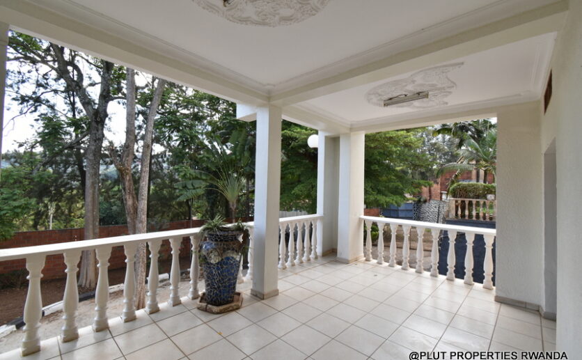 Big house in Kimihurura for rent plut properties (9)