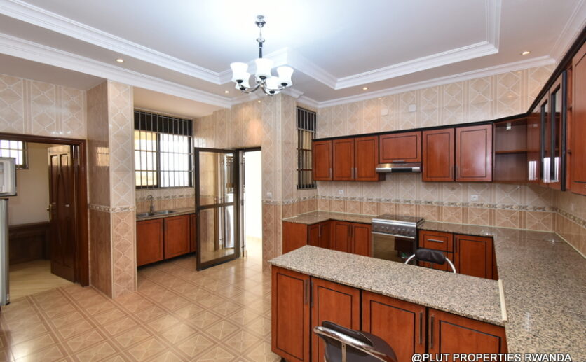 House for rent in Gacuriro Kigali plut properties (14)