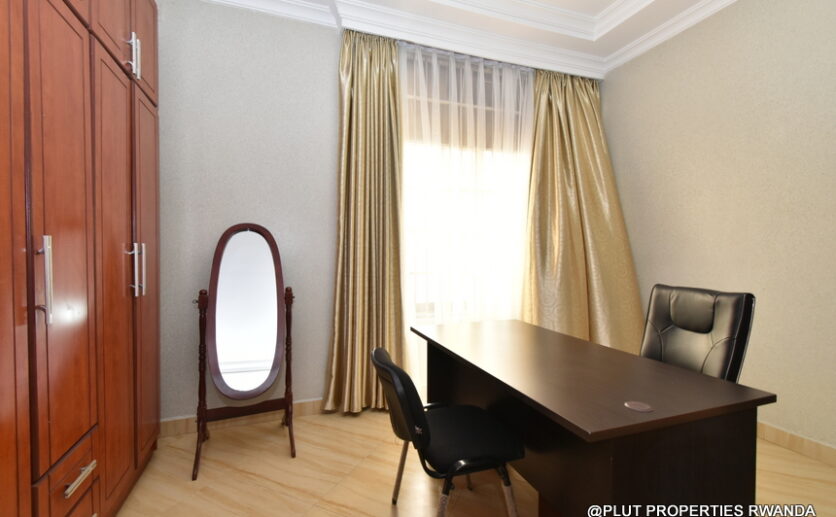House for rent in Gacuriro Kigali plut properties (19)