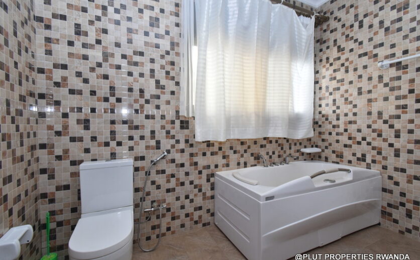 House for rent in Gacuriro Kigali plut properties (2)