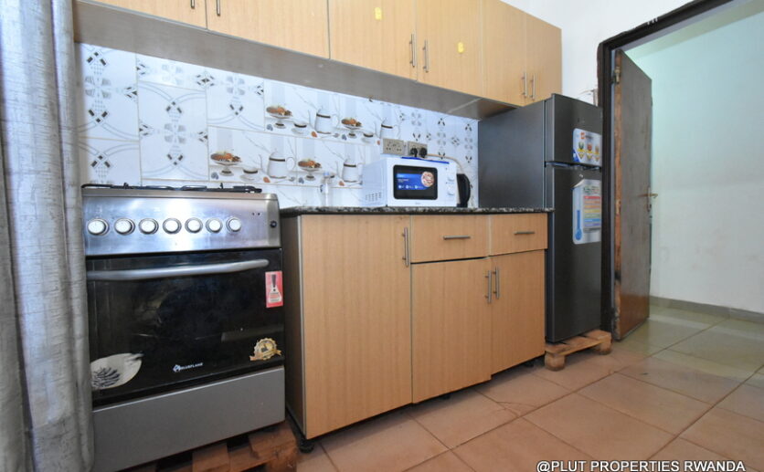 House for rent in Rebero plut properties (4)