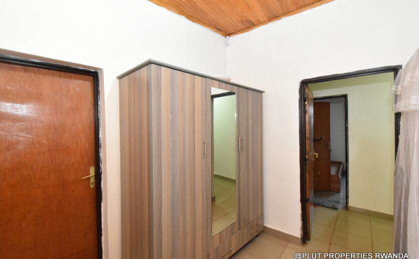 House for rent in Rebero plut properties (8)