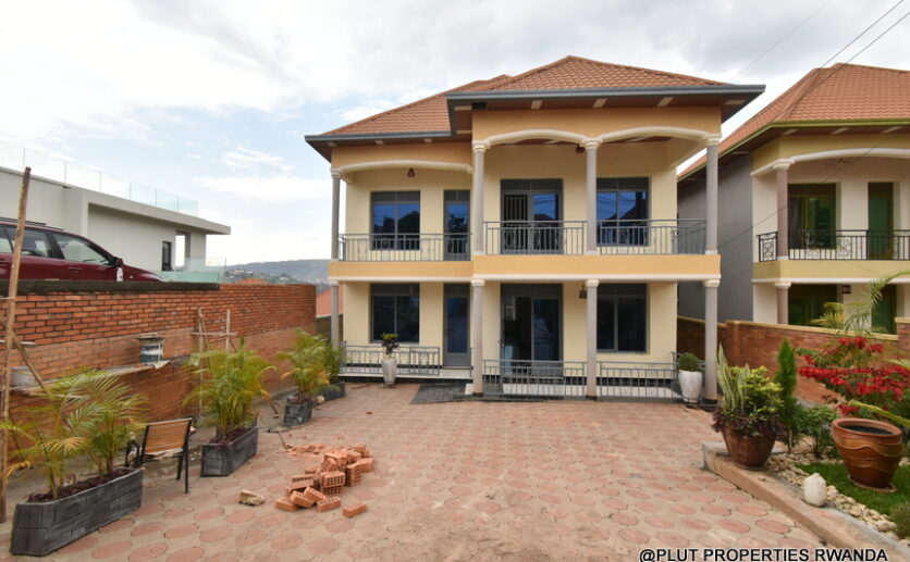 unfurnished house for rent in Kibagabaga plut properties (11)