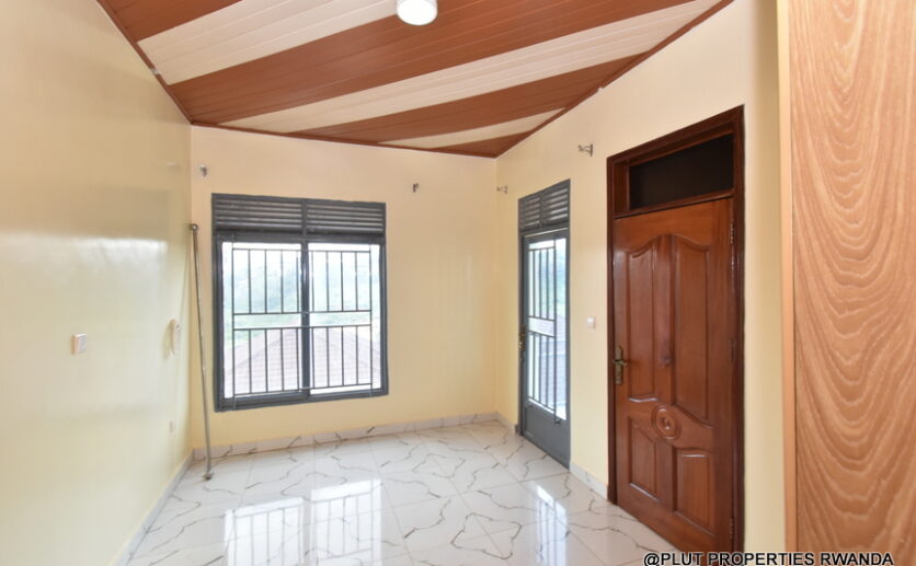 unfurnished house for rent in Kibagabaga plut properties (2)