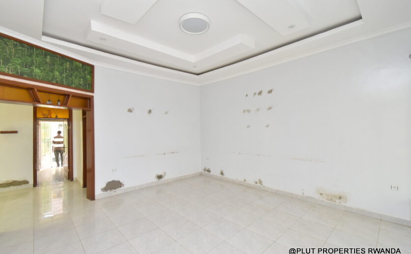 House for rent in Kicukiro plut properties (11)