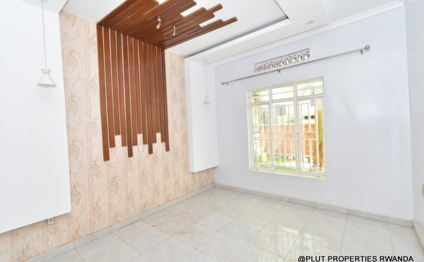 House for rent in Kicukiro plut properties (3)