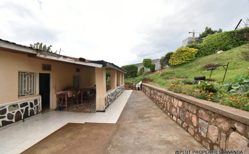 Kigali Kacyiru plot for sale plut properties (5)