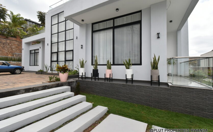 Villa house for rent in Rebero plut properties (11)