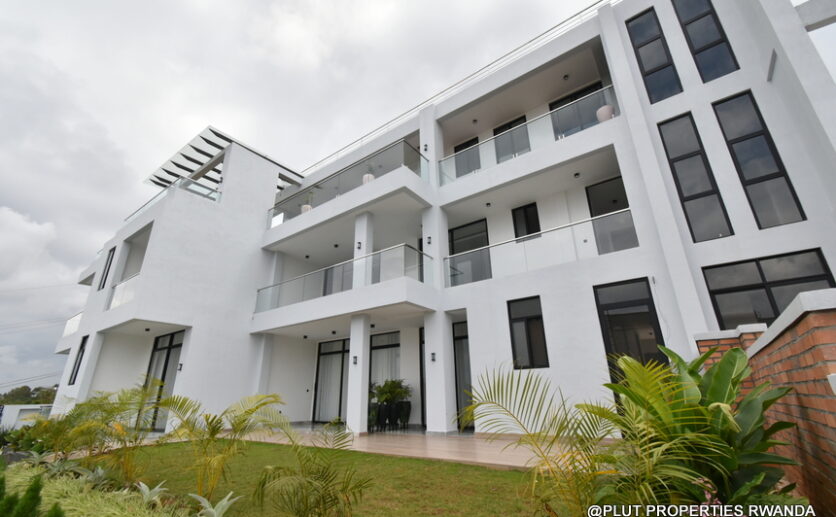 Villa house for rent in Rebero plut properties (14)