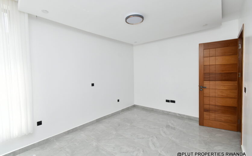 Villa house for rent in Rebero plut properties (18)