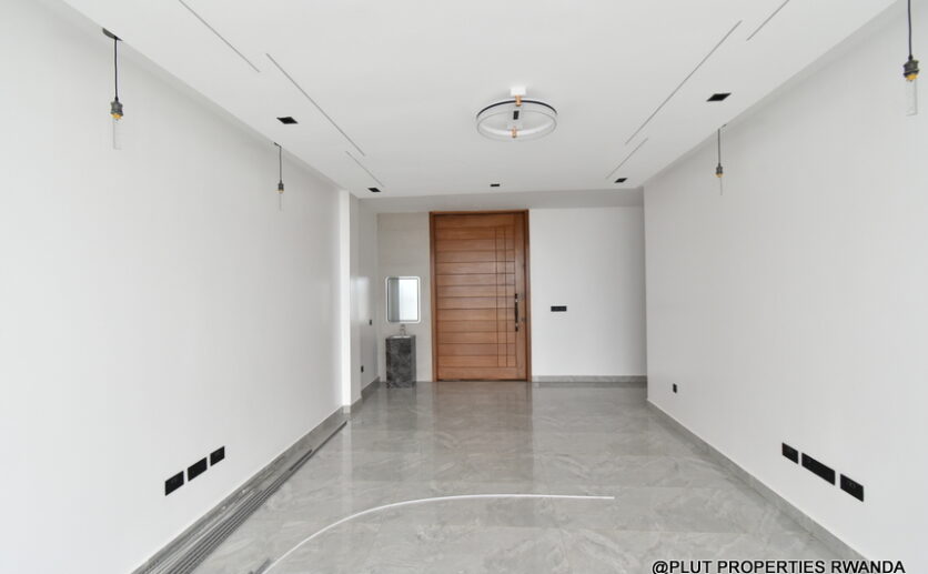 Villa house for rent in Rebero plut properties (8)