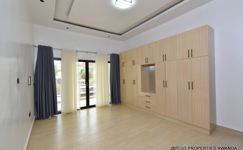 Beautiful house in Kibagabaga plut properties (8)