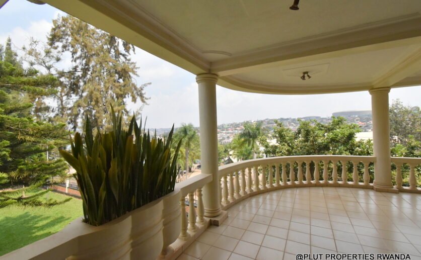 Big house for rent in Kibagabaga plut properties (15)