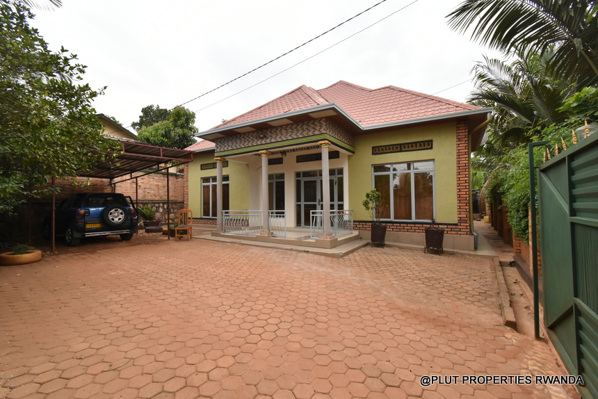 Buy house in Masaka