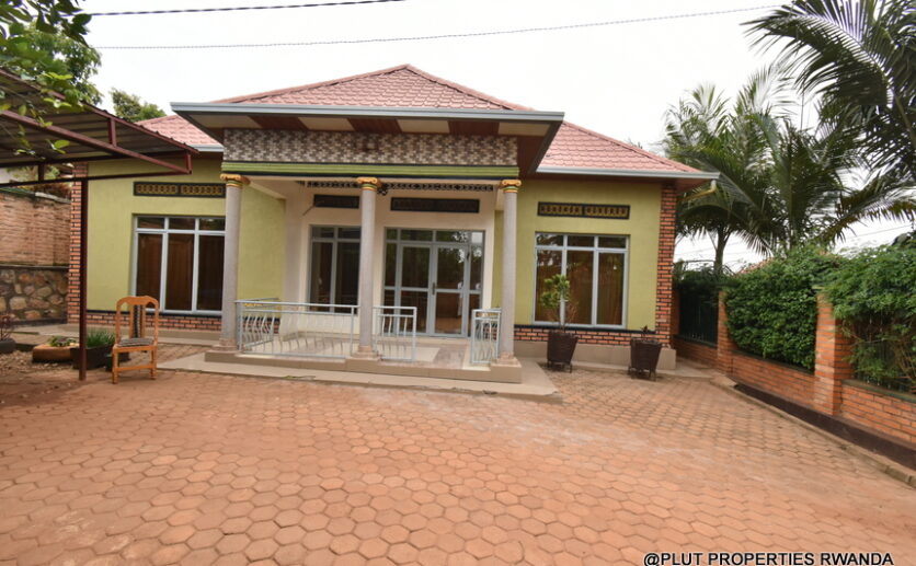 Buy house in Masaka plut properties (9)