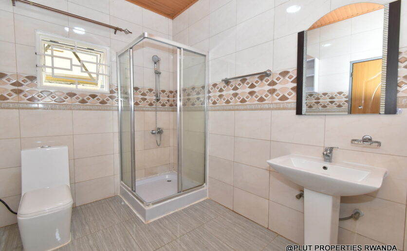 House for rent in Kigali Kibagabaga plut properties (7)