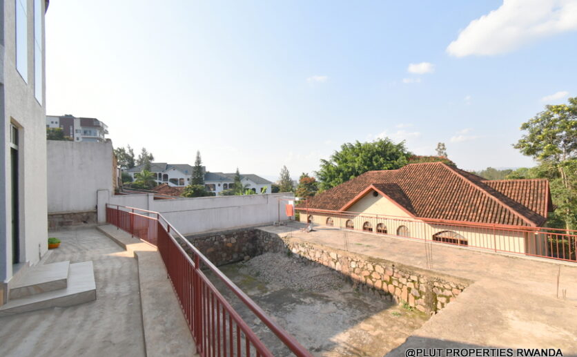 one bedroom house for rent in Remera plut properties (3)