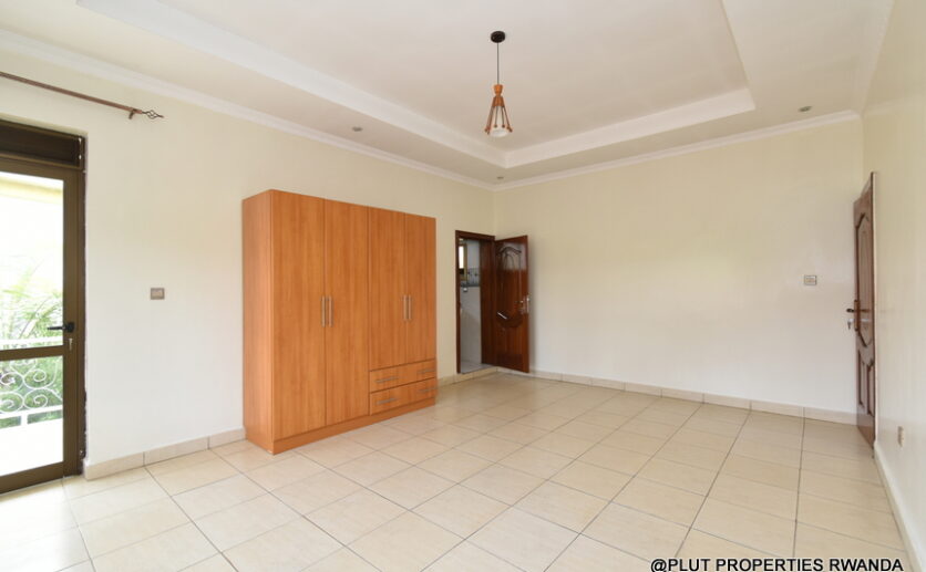 3 bedroom house for rent in Gacuriro Kigali (6)