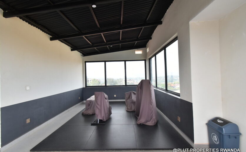 3 big bedrooms for rent in Kigali Kibagabaga plut properties (13)