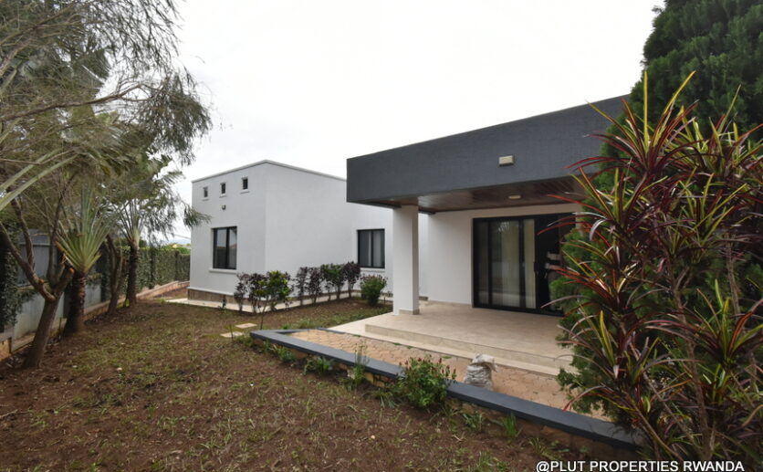 3 big bedrooms for rent in Kigali Kibagabaga plut properties (15)