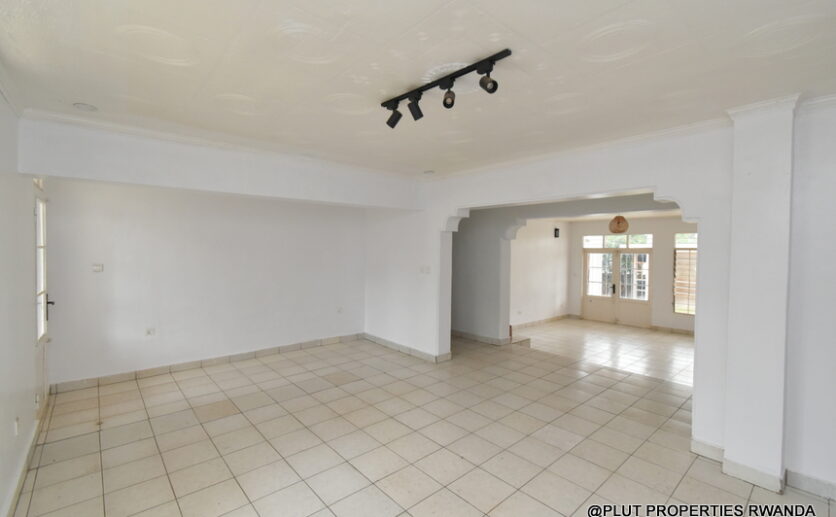 8 big bedrooms for sale in Kimihurura plut properties (1)