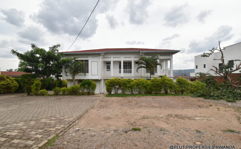 8 big bedrooms for sale in Kimihurura plut properties (14)