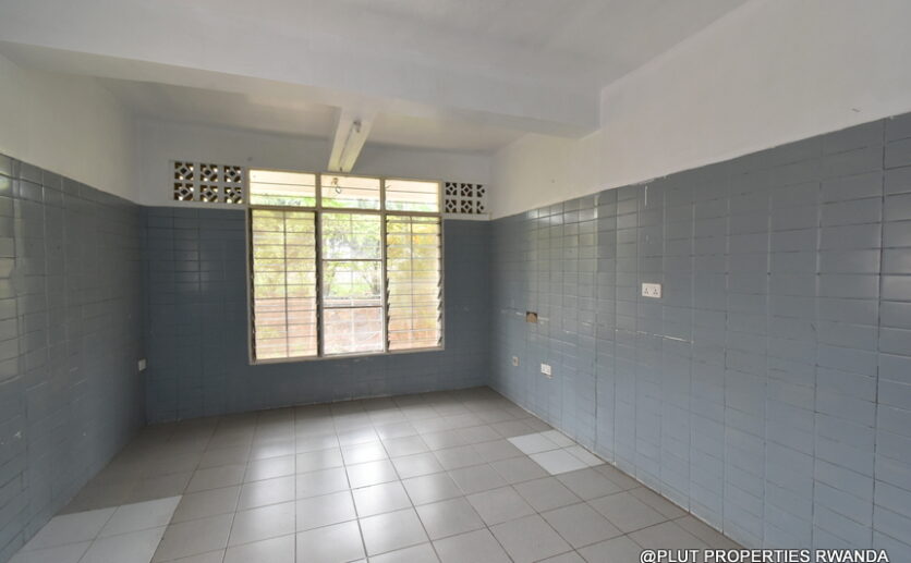 8 big bedrooms for sale in Kimihurura plut properties (3)