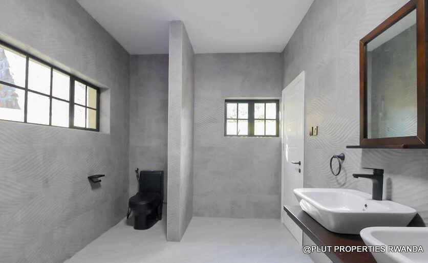 Beautiful 4 bedroom house in Kiyovu plut properties (11)
