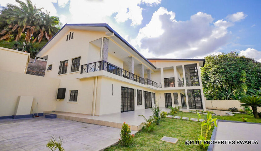 Beautiful 4 bedroom house in Kiyovu plut properties (15)