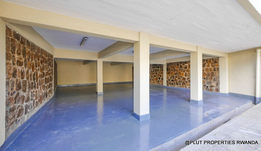 Beautiful 4 bedroom house in Kiyovu plut properties (16)