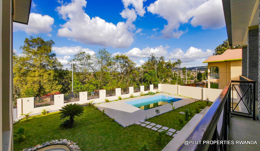 Beautiful 4 bedroom house in Kiyovu plut properties (8)