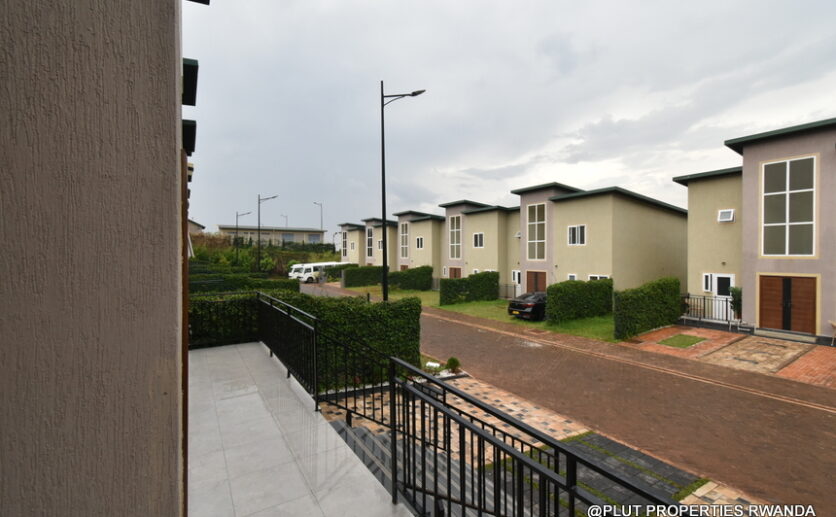 House for rent in Karama Norvege plut properties (1)