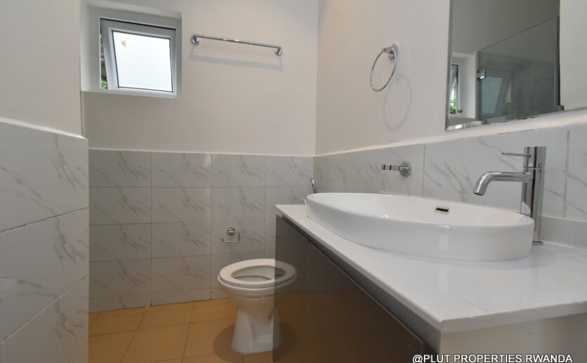 House for rent in Karama Norvege plut properties (12)