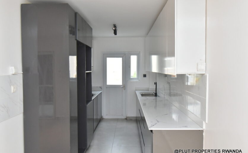 House for rent in Karama Norvege plut properties (7)