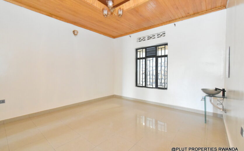 House for rent in Kigali Kibagabaga plut properties (7)