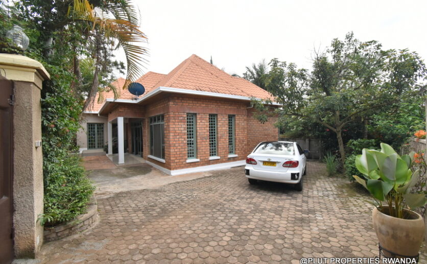 House for rent in Kimihurura Rugando plut properties (11)