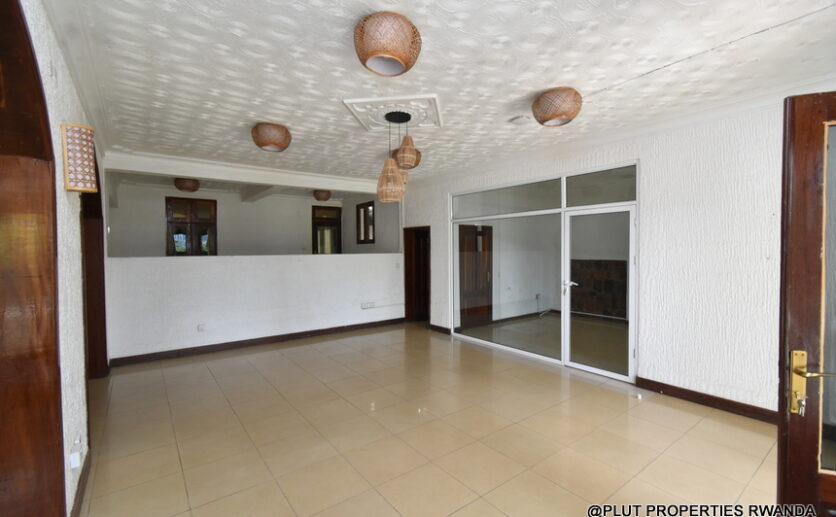 House for rent plut properties (1)
