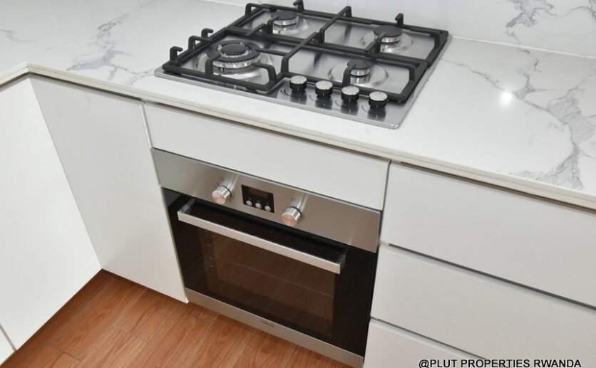 unfurnished house in Rebero for rent plut properties (11)