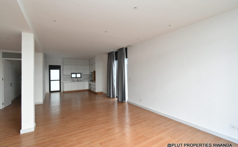 unfurnished house in Rebero for rent plut properties (7)