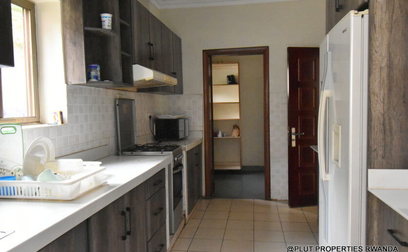 3 Bedroom house in Umucyo estate Gacuriro plut properties (5)