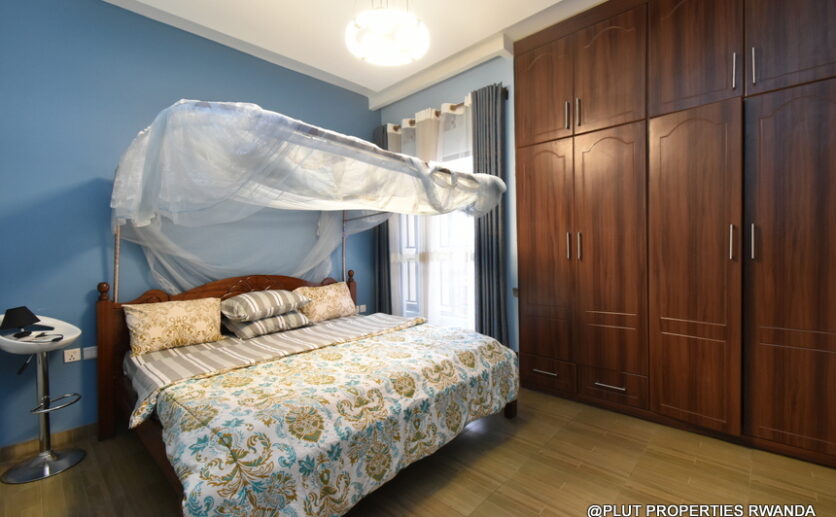 4 spacious rooms in Rebero Kigali plut properties (4)
