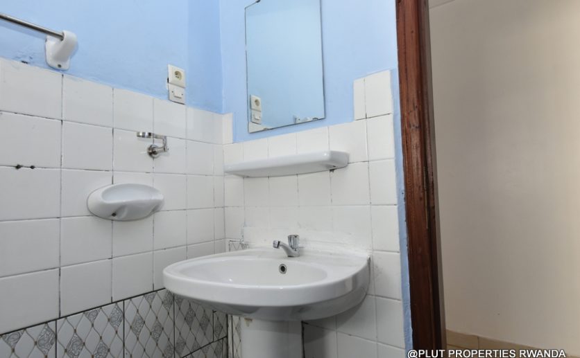 House for rent in Kacyiru Plut properties (1)