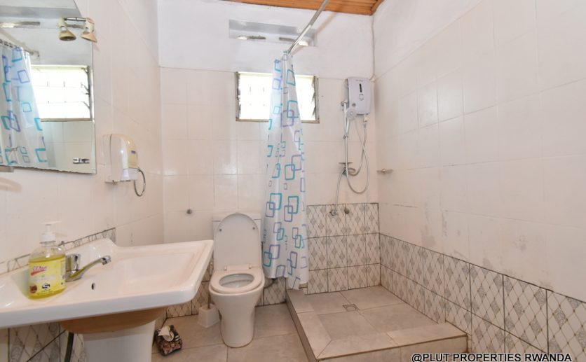 House for rent in Kacyiru Plut properties (16)