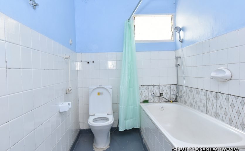 House for rent in Kacyiru Plut properties (17)
