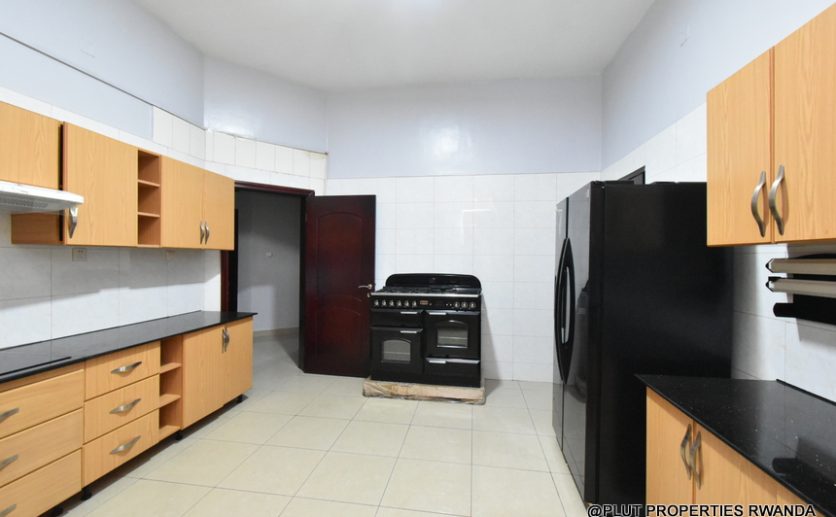 House for rent in Kigali Gacuriro plut properties (15)