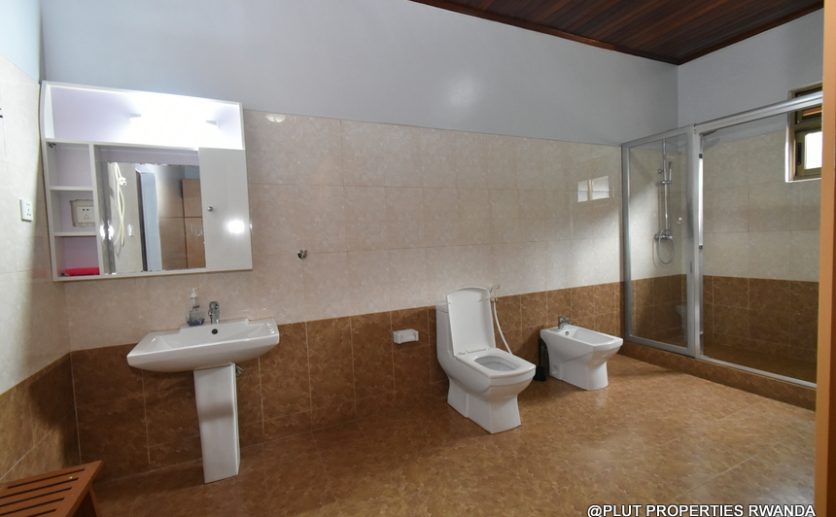 House for rent in Kigali Gacuriro plut properties (9)