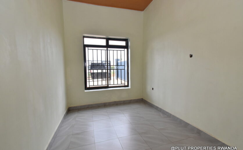 House for sale in Ntarama Bugesera plut properties (3)