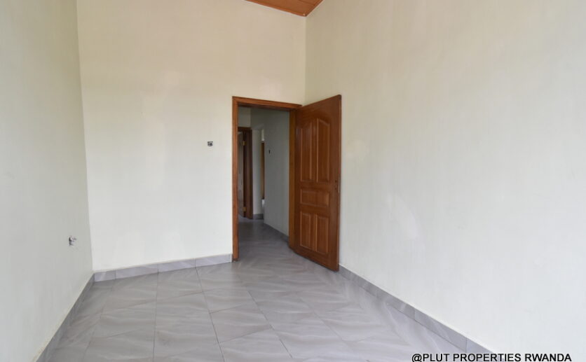 House for sale in Ntarama Bugesera plut properties (4)